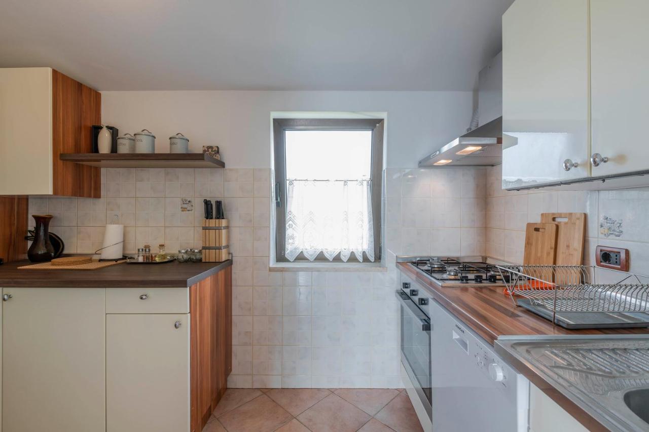 Villa Margerita With Private Pool, Yard And Parking Каштелир Экстерьер фото