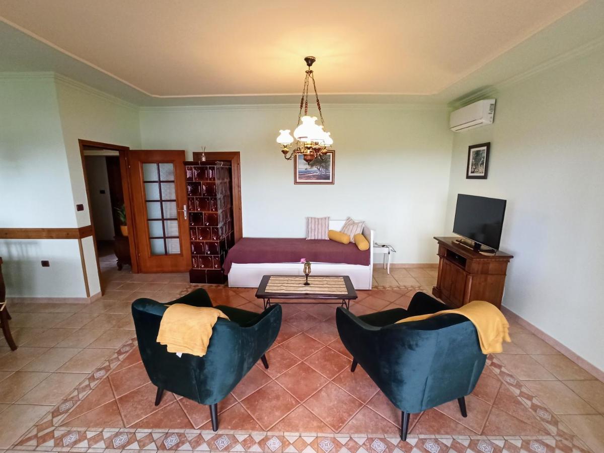 Villa Margerita With Private Pool, Yard And Parking Каштелир Экстерьер фото